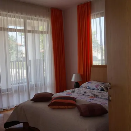 Villa Margeritha Floral Hills Club 3 Bedroom Mit Privat Pool & Sea View Aheloy