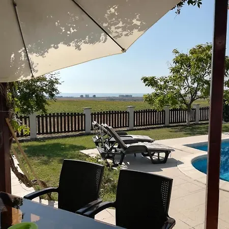Villa Margeritha Floral Hills Club 3 Bedroom Mit Privat Pool & Sea View Aheloy